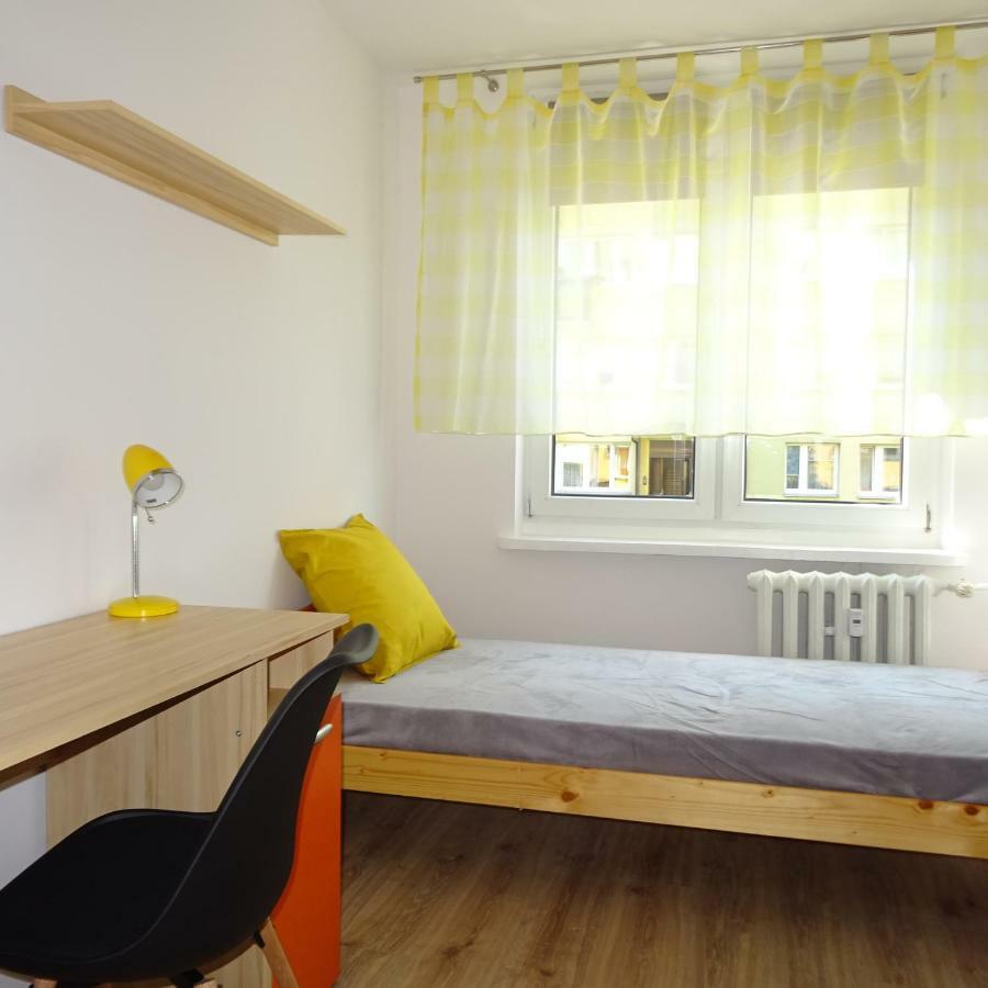 Mieszkanie 4-Pokojowe W Toruniu Przy Umk Exterior foto